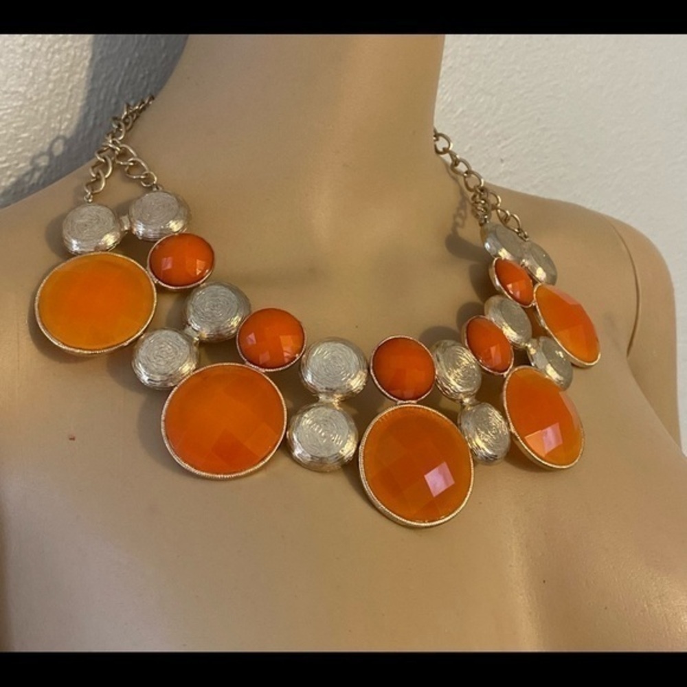Lucia vintage fashion necklace